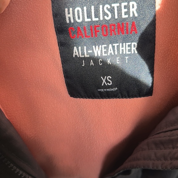 Hollister grey jacket, with peach fleece - Picture 2 of 3